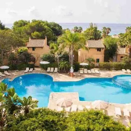 Ferienhaus Magnifico Bungalow En Pueblo Menorquin *